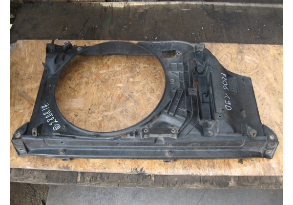Дифузор радіатора Peugeot 206, 9631006880, 9631006980, для авто з кондиціонером